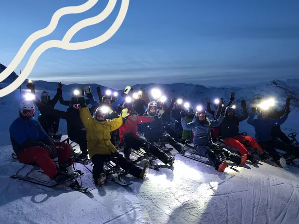 Aking 11 med linjer