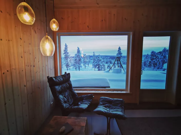 Lakeview reading room