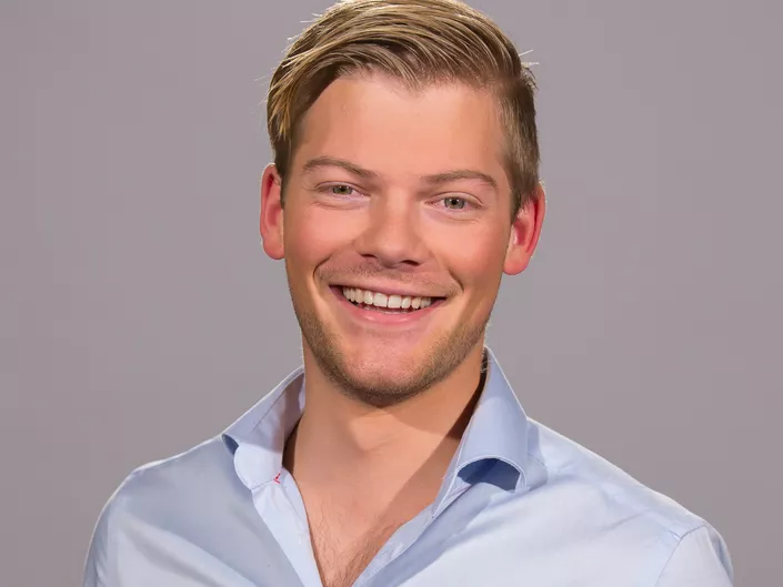 Thomas Lone som konferansier eller foredragsholder er en underholdene og lærerik opplevelse!