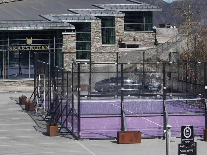 Padel på skarsnuten.