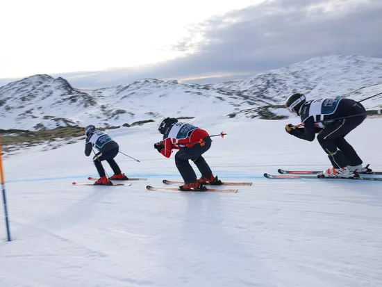 Skirace i Hemsedal deltakere på ski
