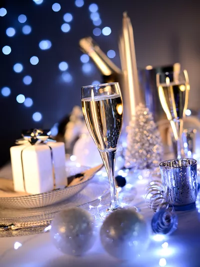 Dekt på bord til julebord