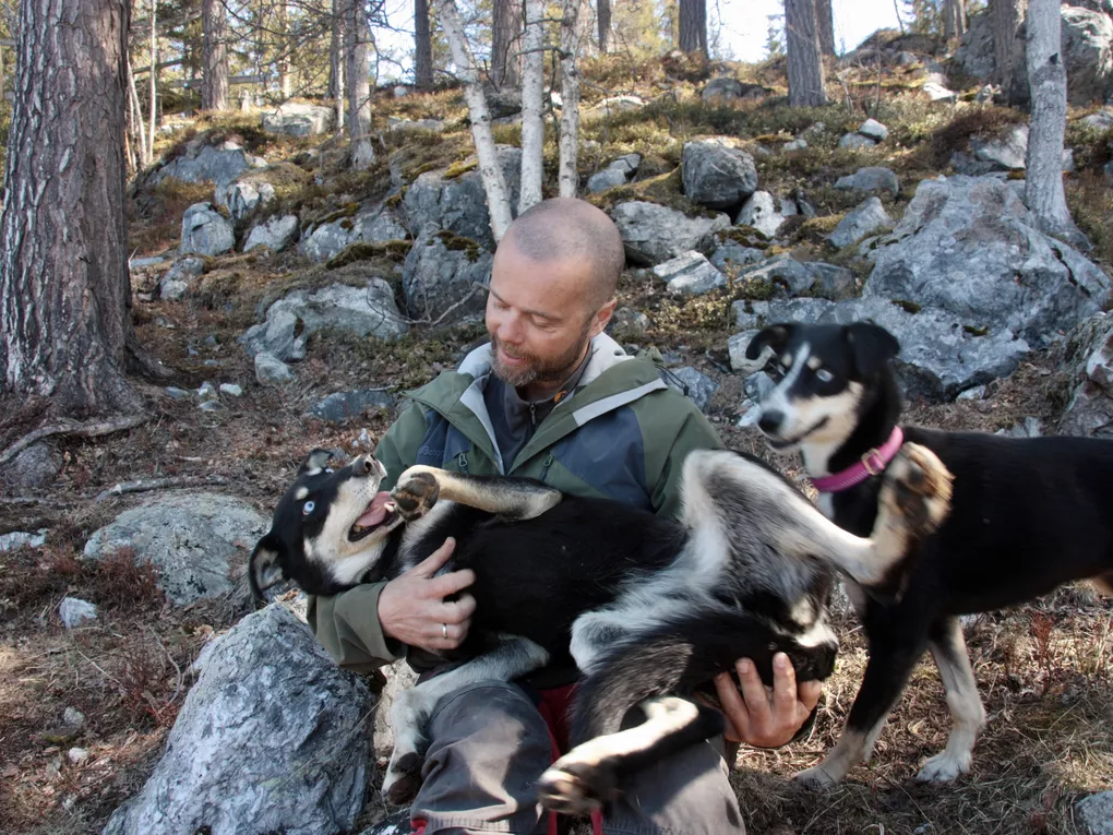 Johan with the dogs