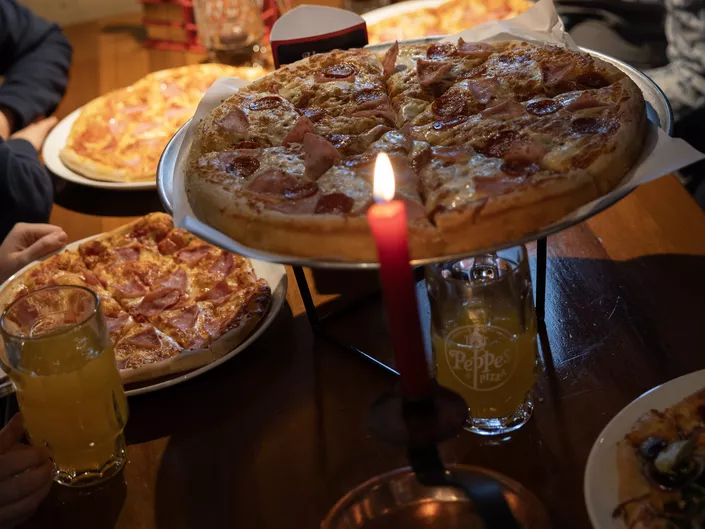 Flere pizzaer på Peppes Pizza i Hemsedal