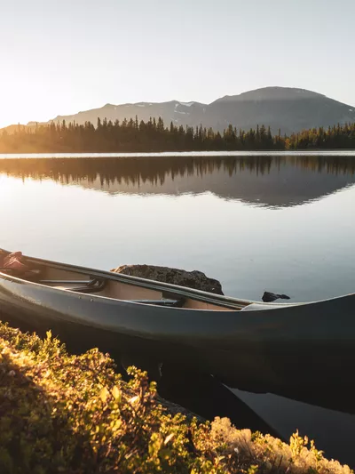 Kano i solnedgangen i Hemsedal