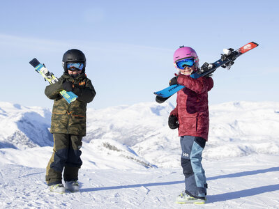 Kids med ski Hemsedal