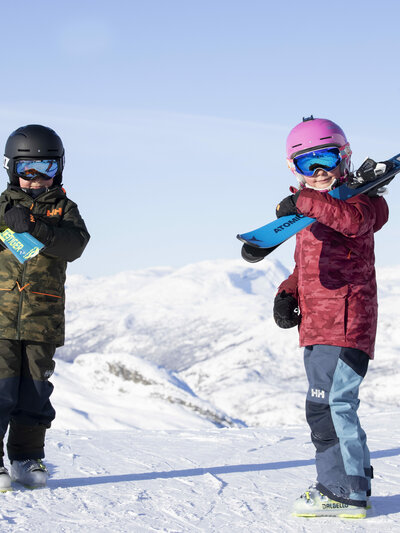 Kids med ski Hemsedal